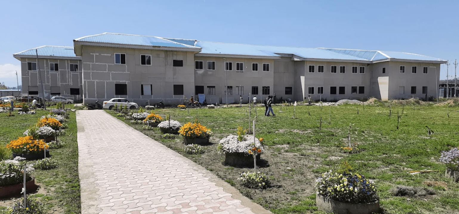 Central University of Kashmir 4 Central University of Kashmir