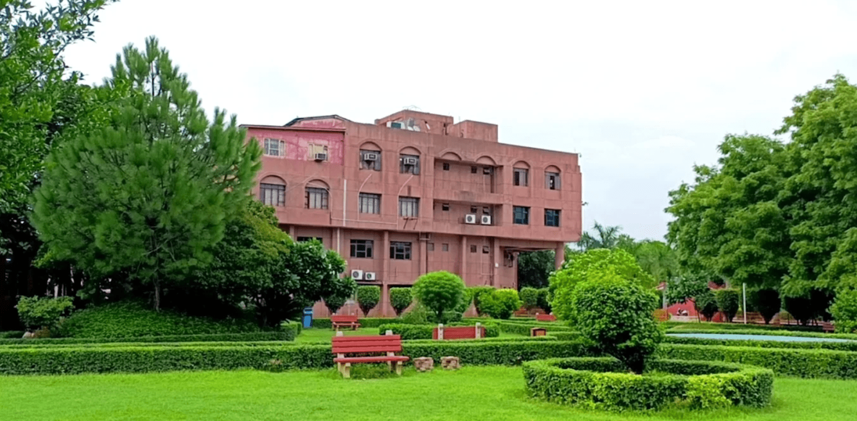 Shri Lal Bahadur Shastri National Sanskrit University Delhi